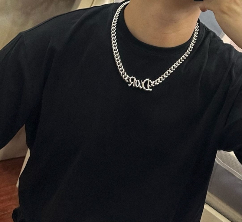 chr1st1an D10r necklaces